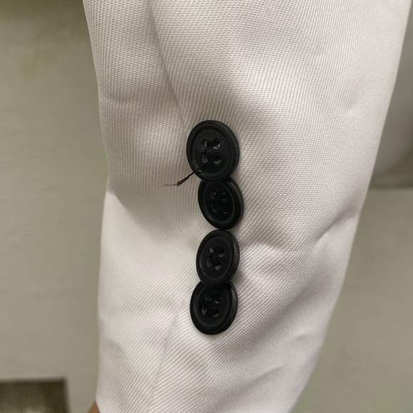 MEN’S SINGLE-BUTTON WHITE BLAZER - Picture 6 of 16